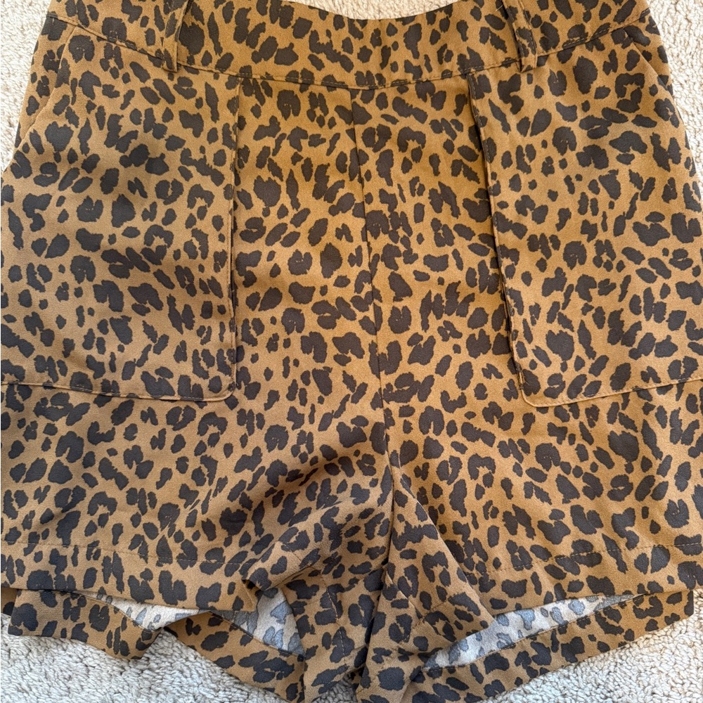 a new day Leopard Print Women's Cargo Shorts